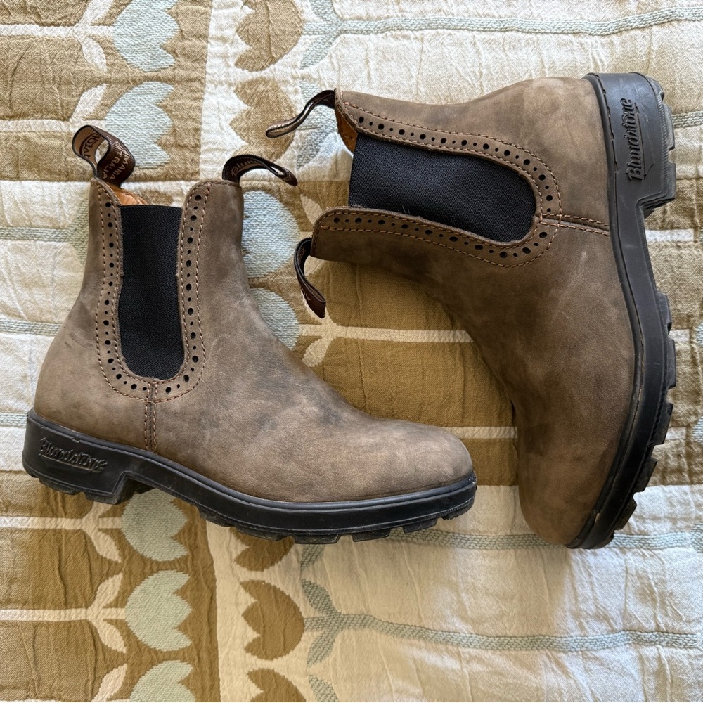 Blundstone women’s Chelsea Brown Leather Boots